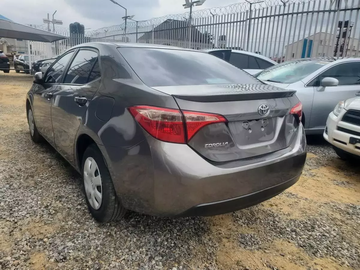 Toyota Corolla   - 2018