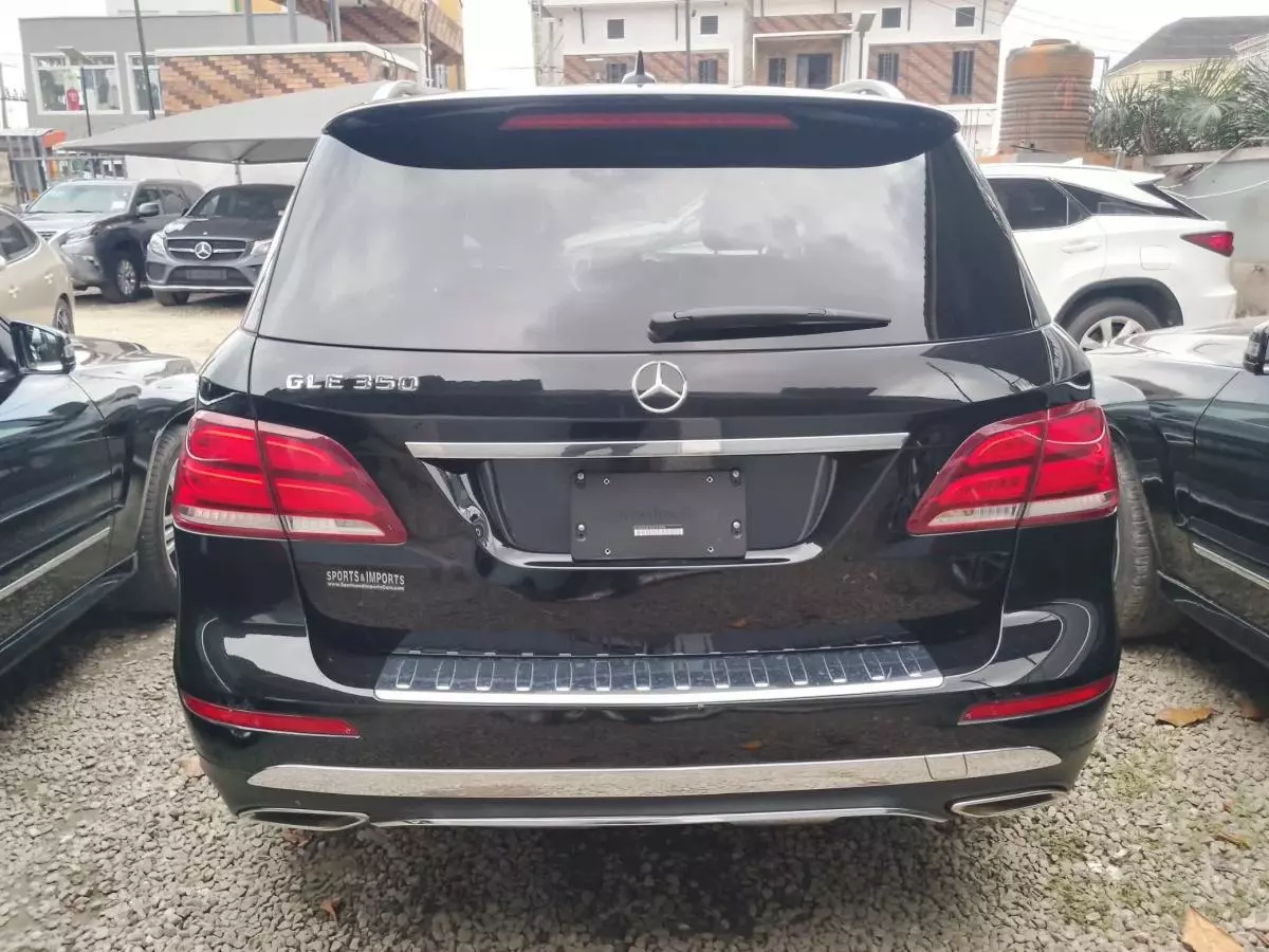 Mercedes-Benz GLE 350   - 2016