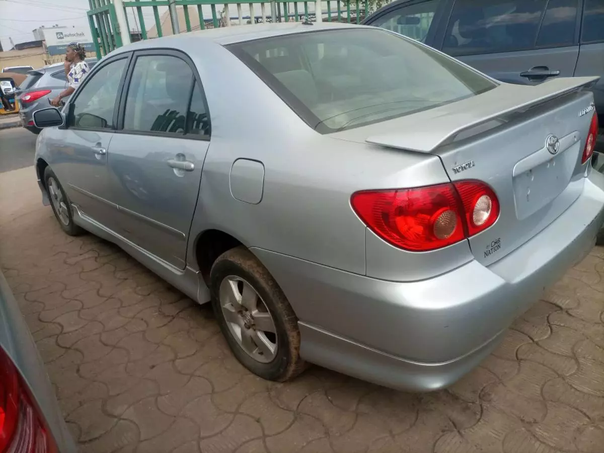 Toyota Corolla - 2007