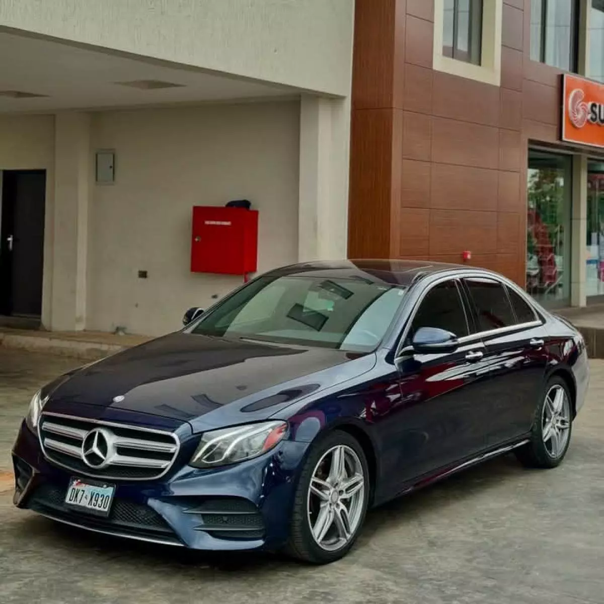 Mercedes-Benz E 300   - 2018