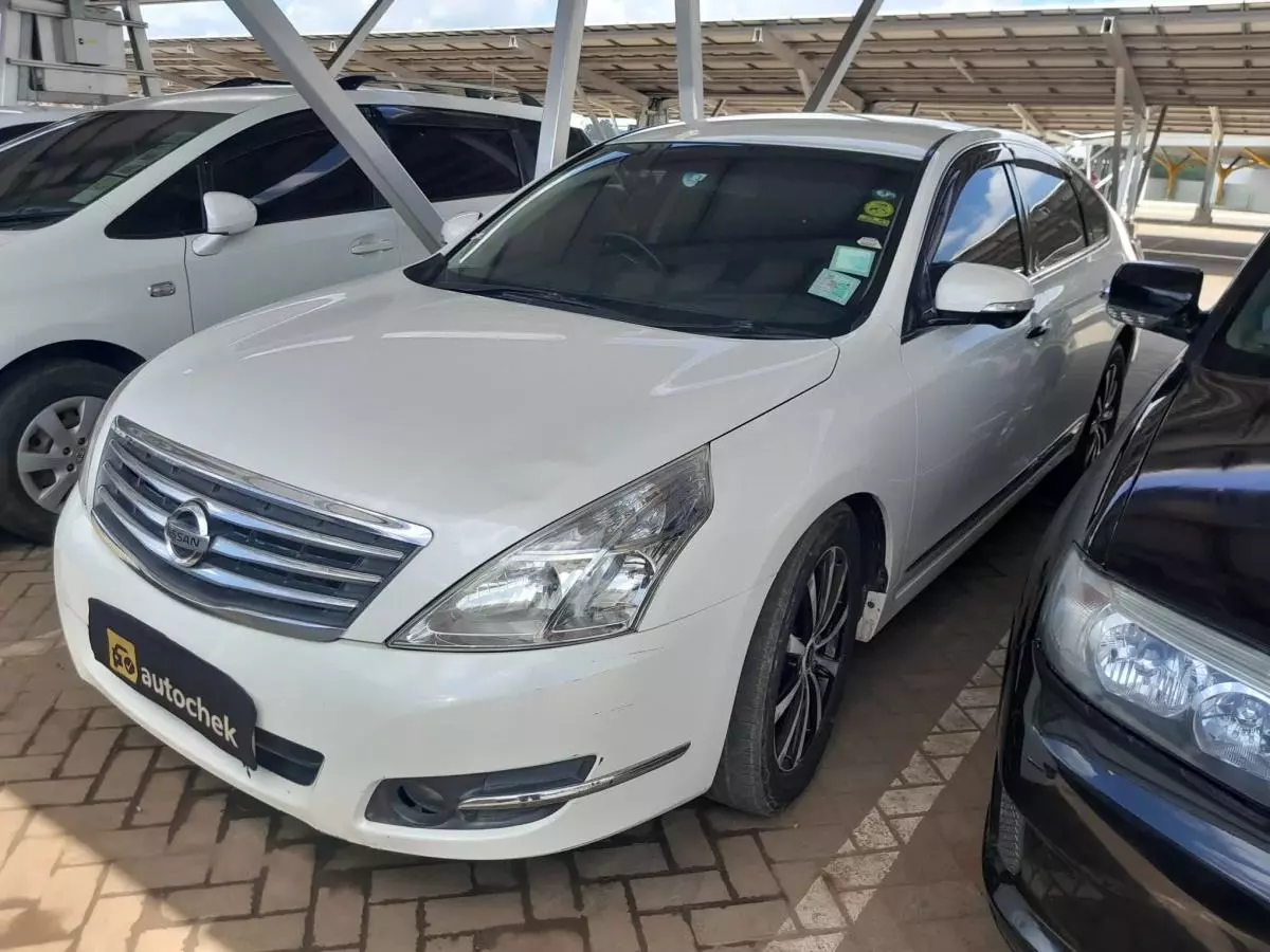 Nissan Teana   - 2014