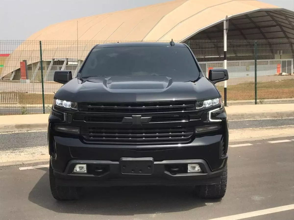 Chevrolet Silverado   - 2019