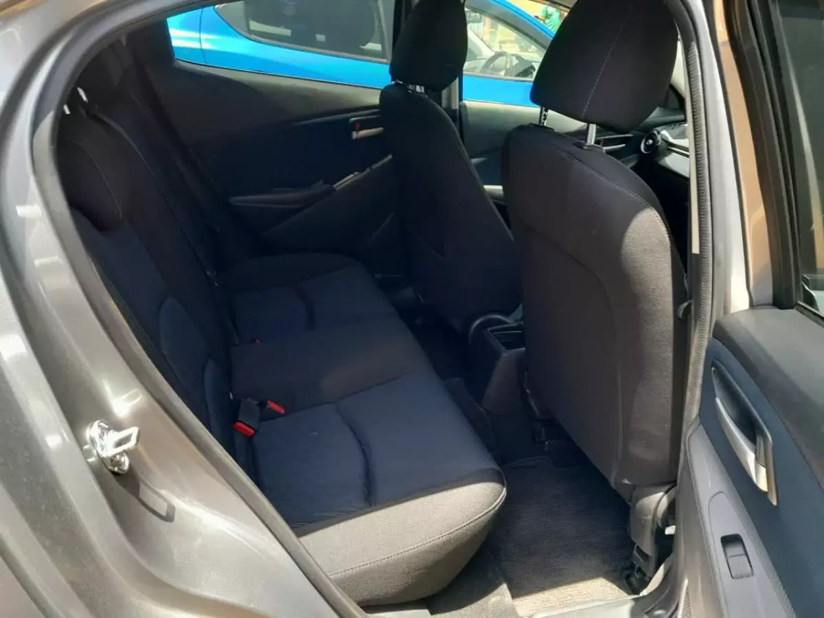 Mazda Demio - 2015