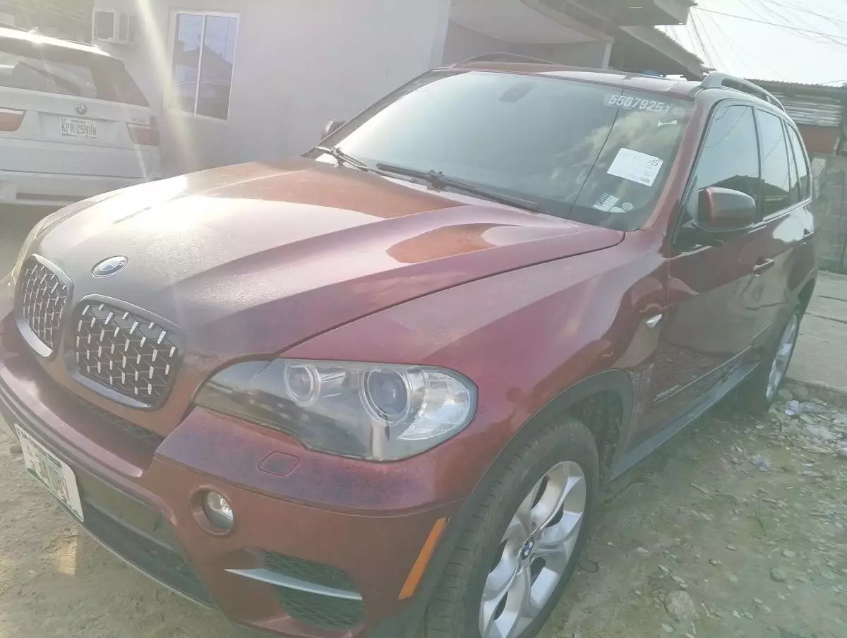 BMW X5   - 2011