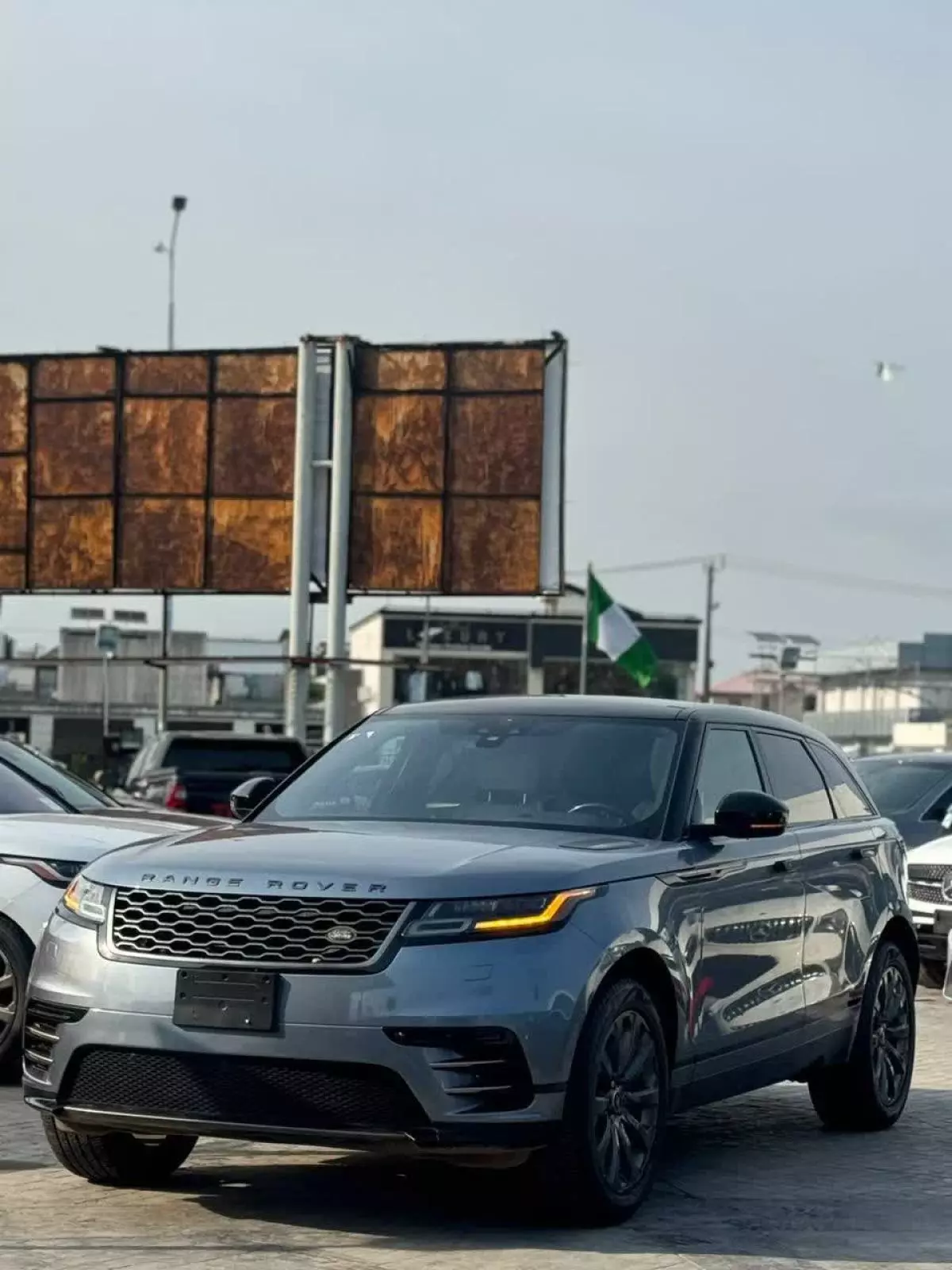 Land Rover Range Rover Velar   - 2020