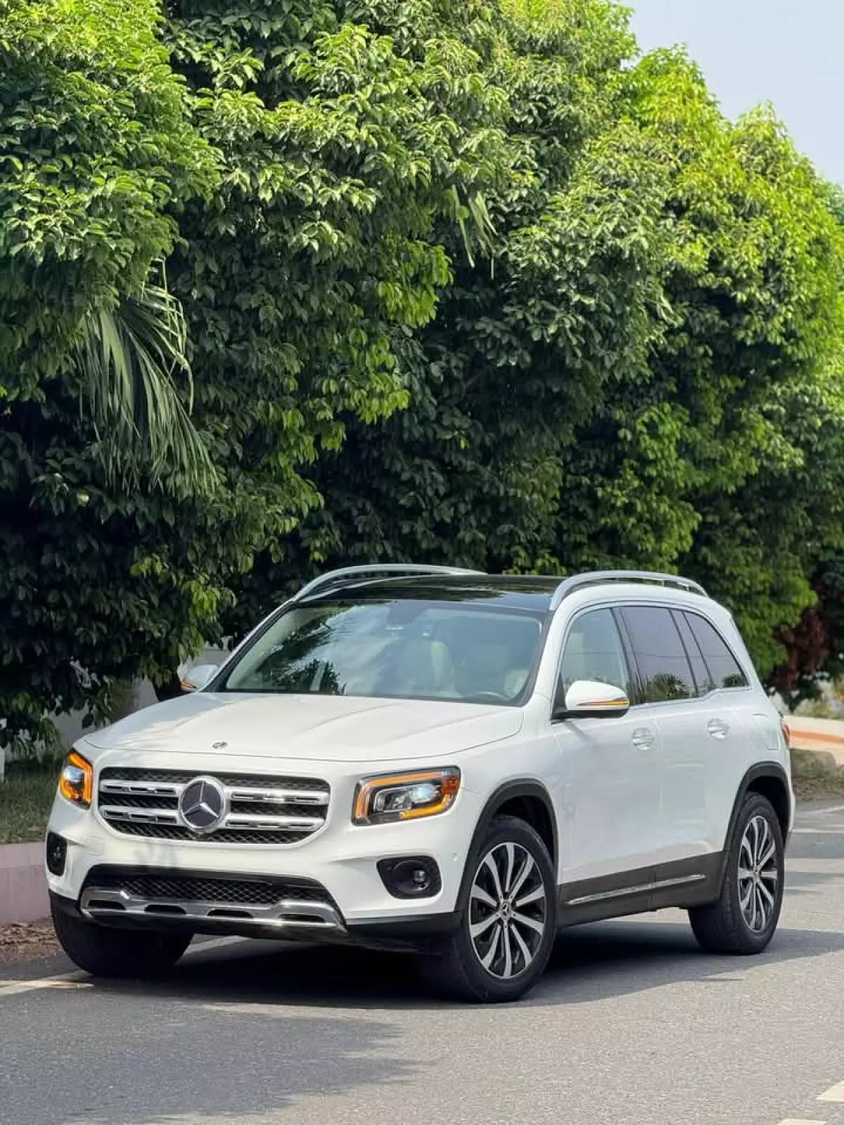 Mercedes-Benz GLB 250   - 2020