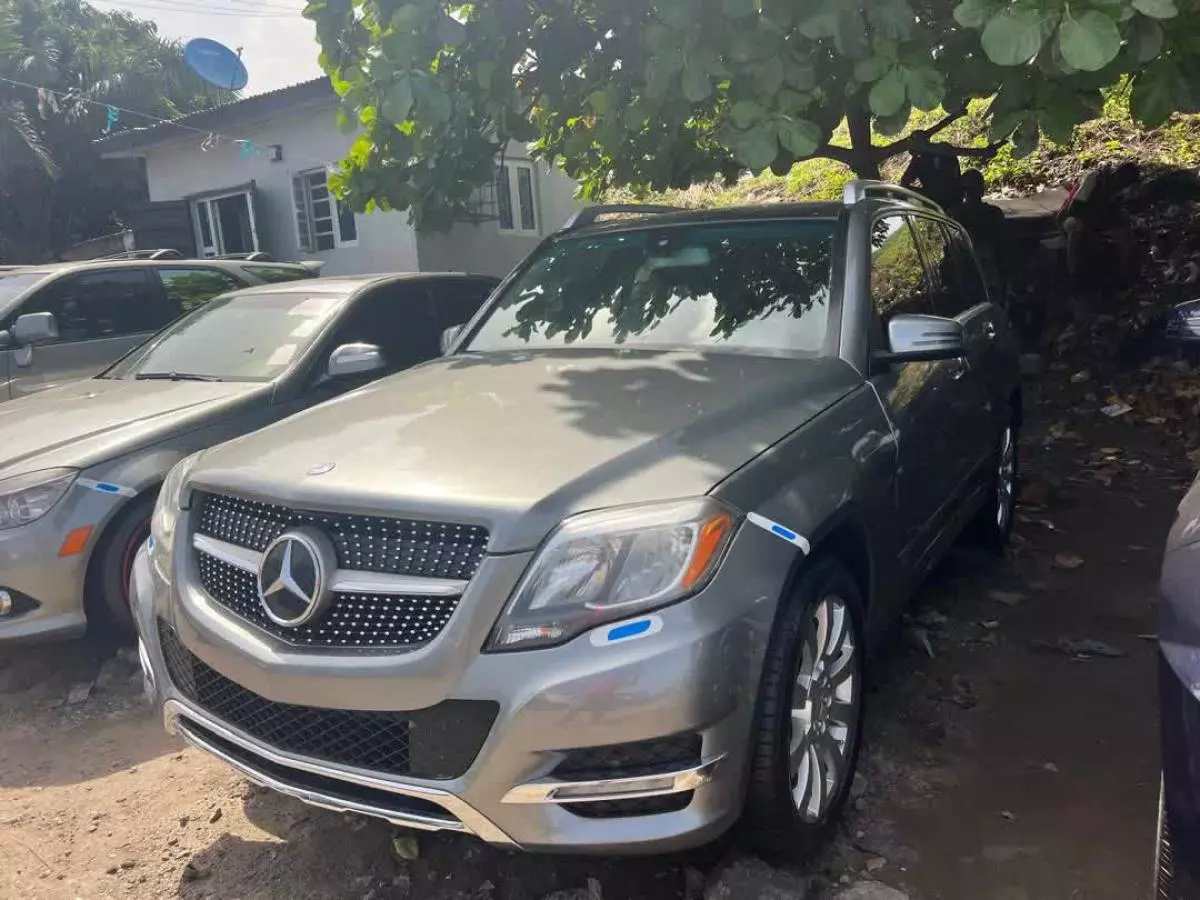 Mercedes-Benz GLK 350   - 2012