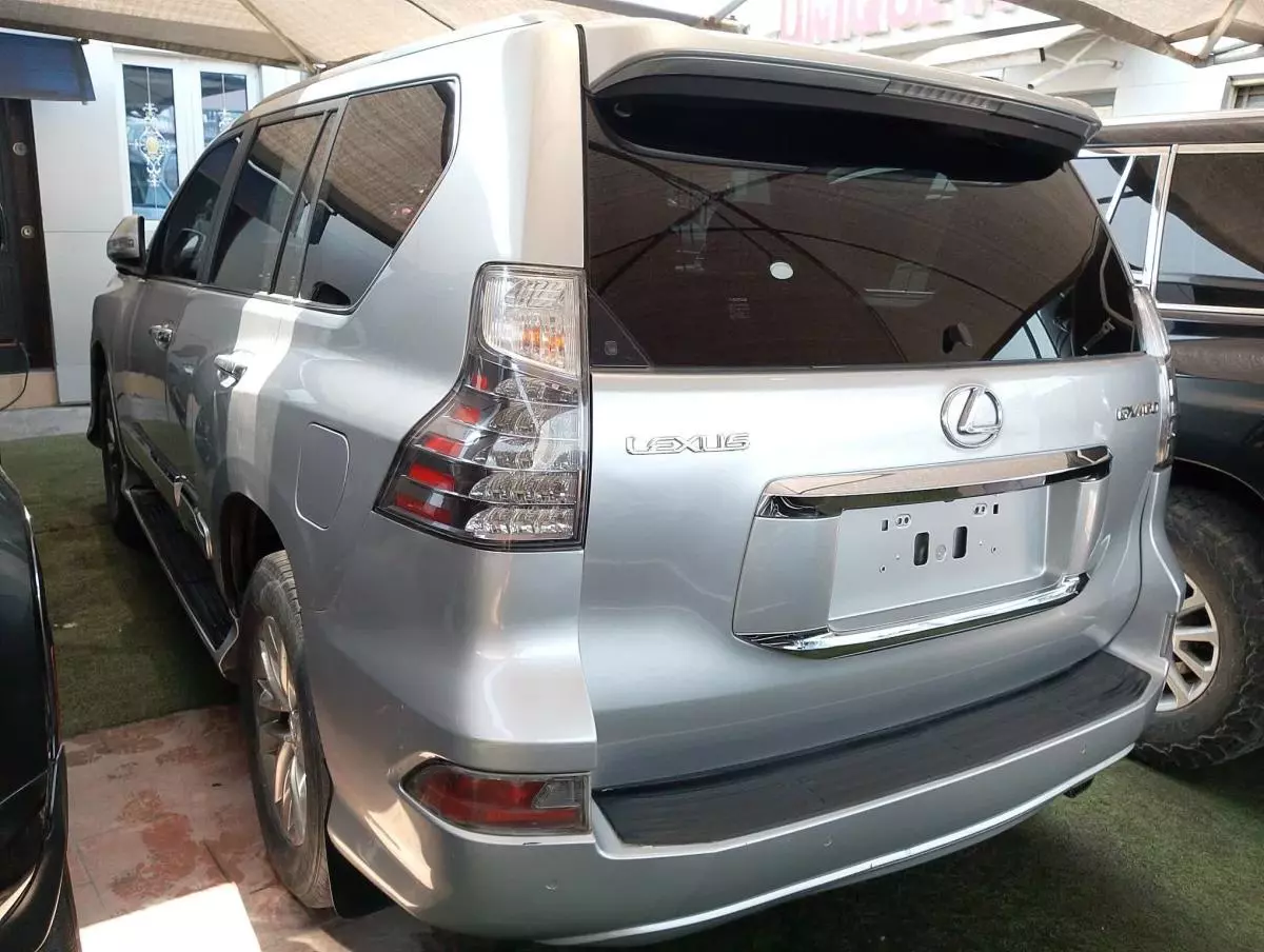 Lexus GX 460   - 2018