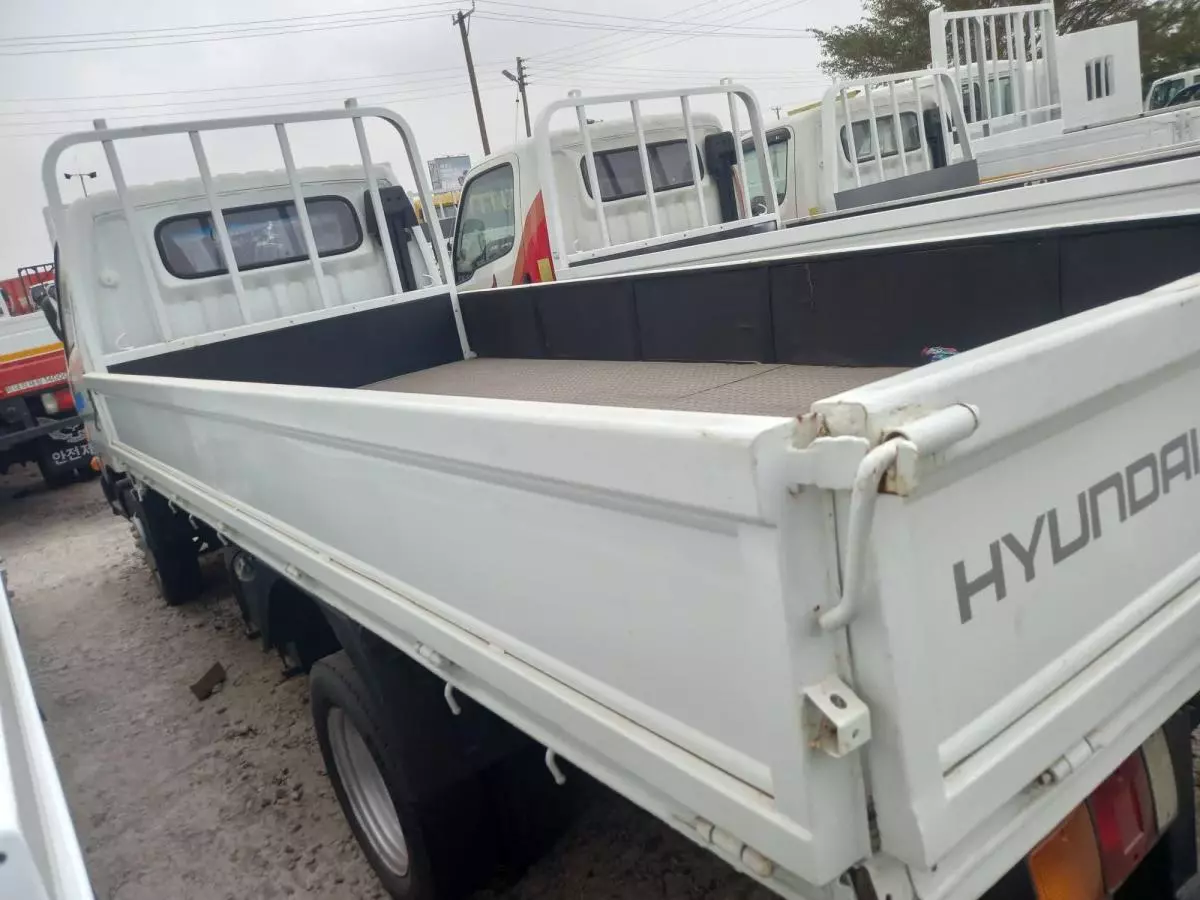 Hyundai Mighty - 2005