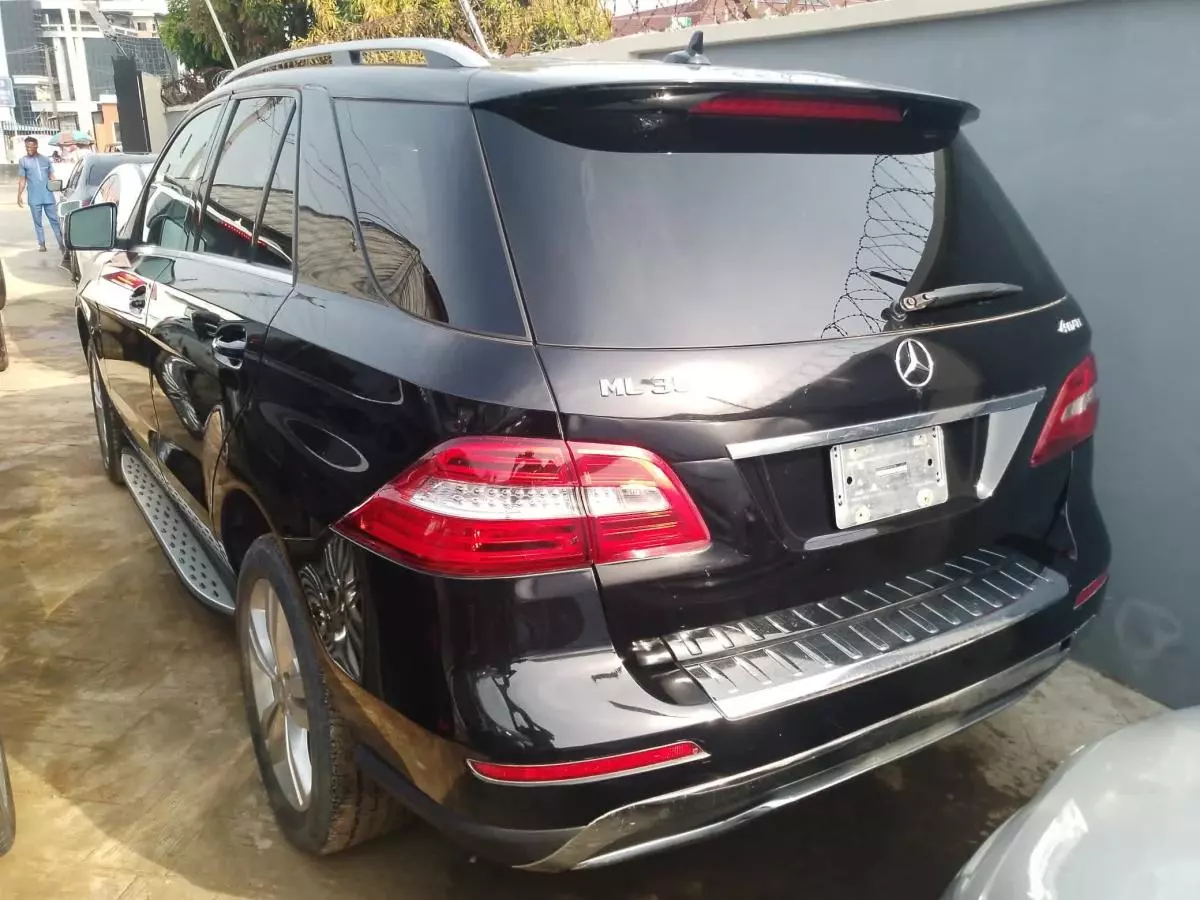 Mercedes-Benz ML 350   - 2012