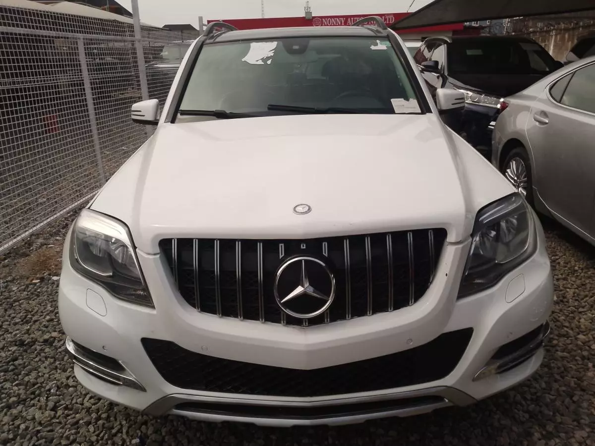 Mercedes-Benz GLK 350   - 2015