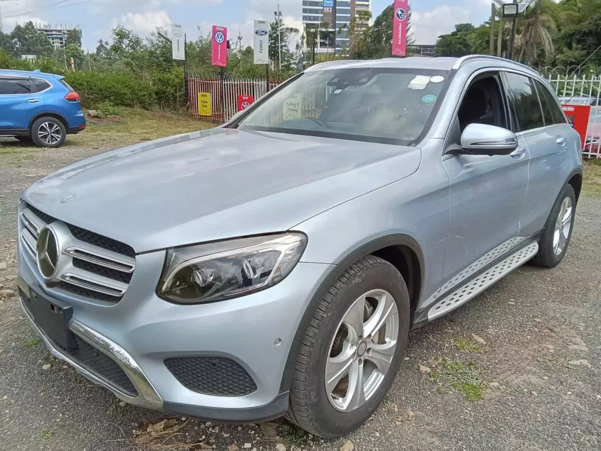 Mercedes-Benz GLC 250   - 2017