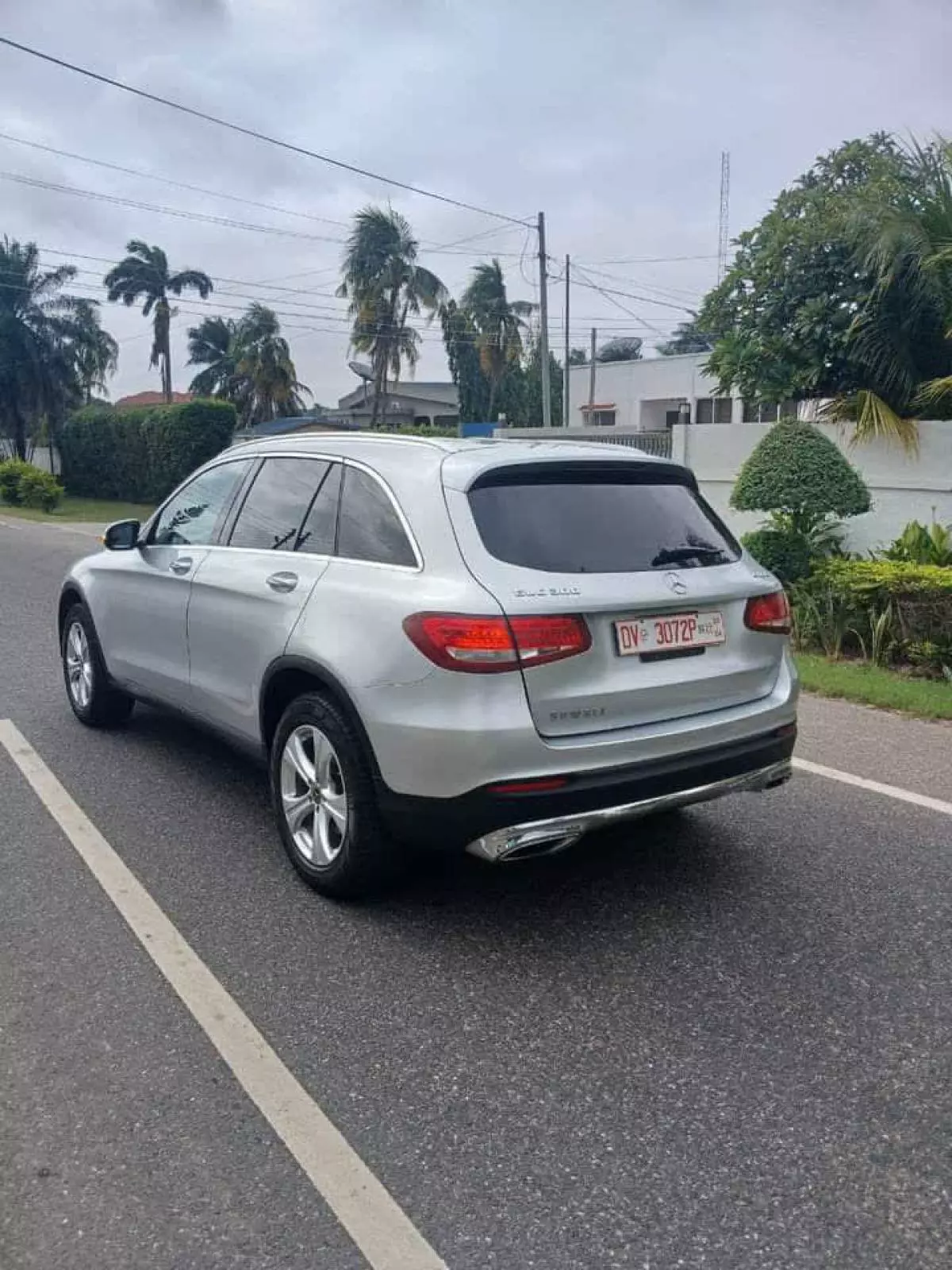 Mercedes-Benz GLC 300   - 2018