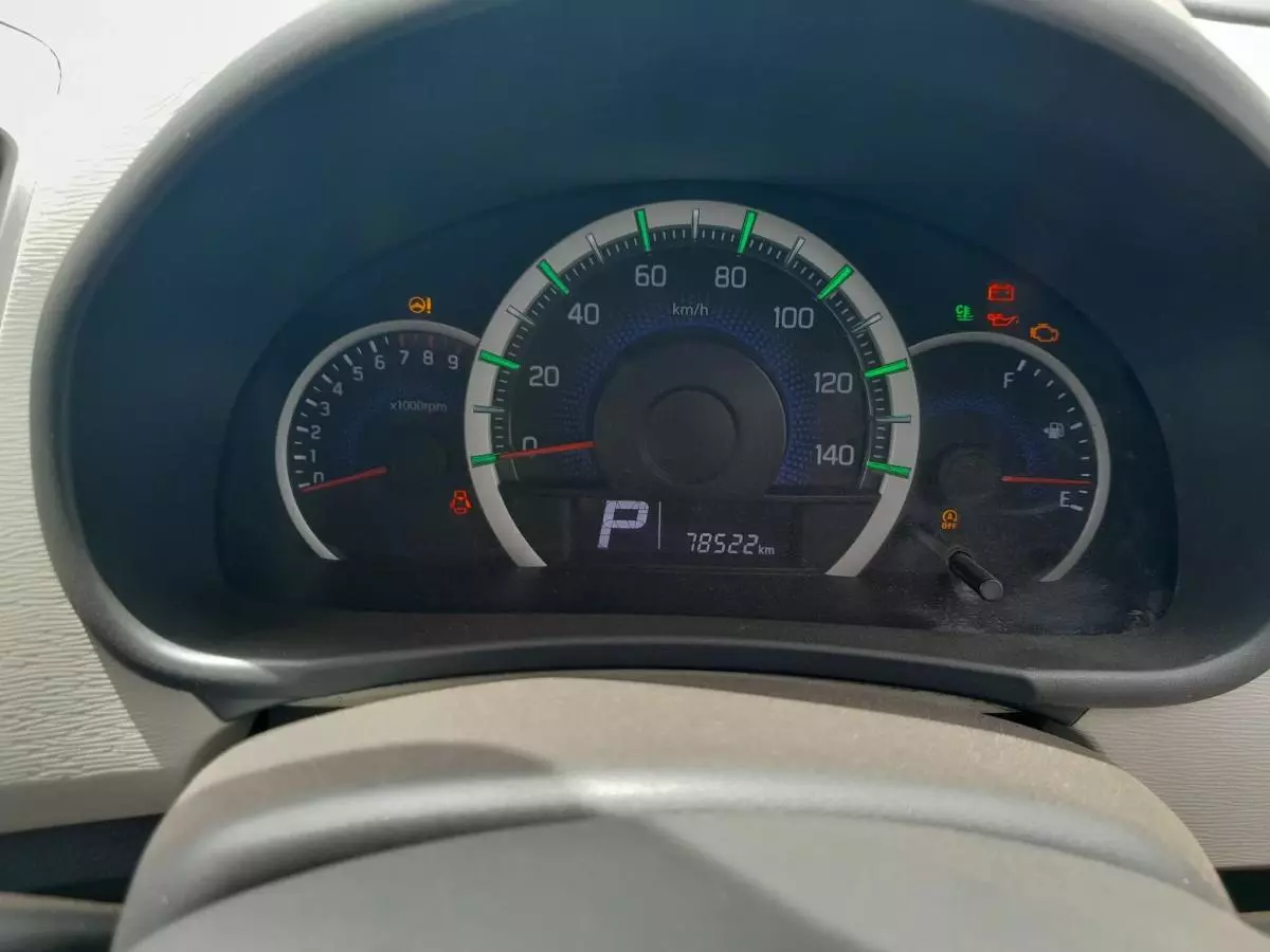 SUZUKI Wagon R - 2015