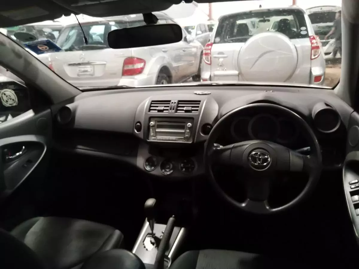 Toyota RAV 4   - 2009