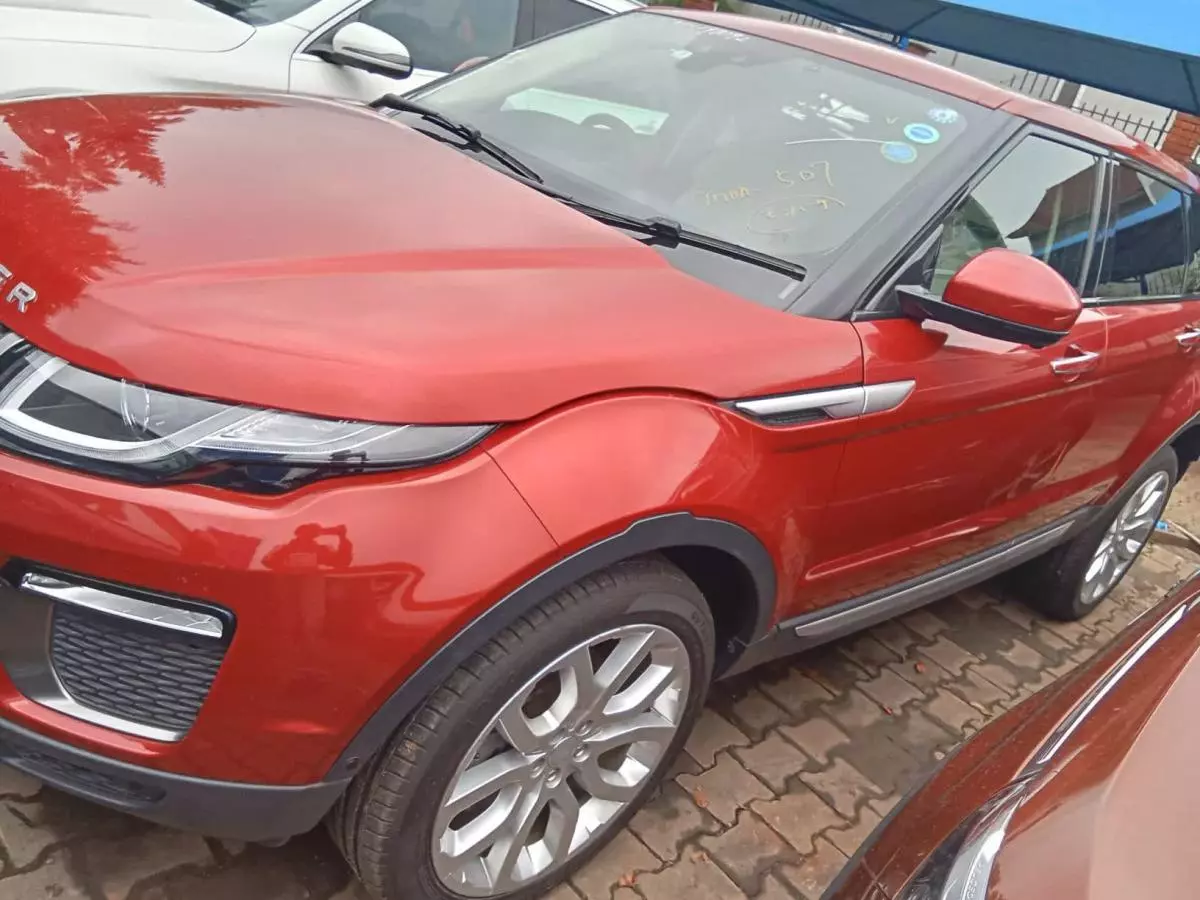 Land Rover Range Rover Evoque   - 2017