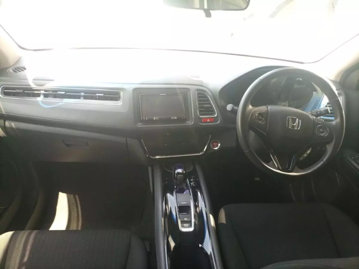 Honda Vezel  - 2016