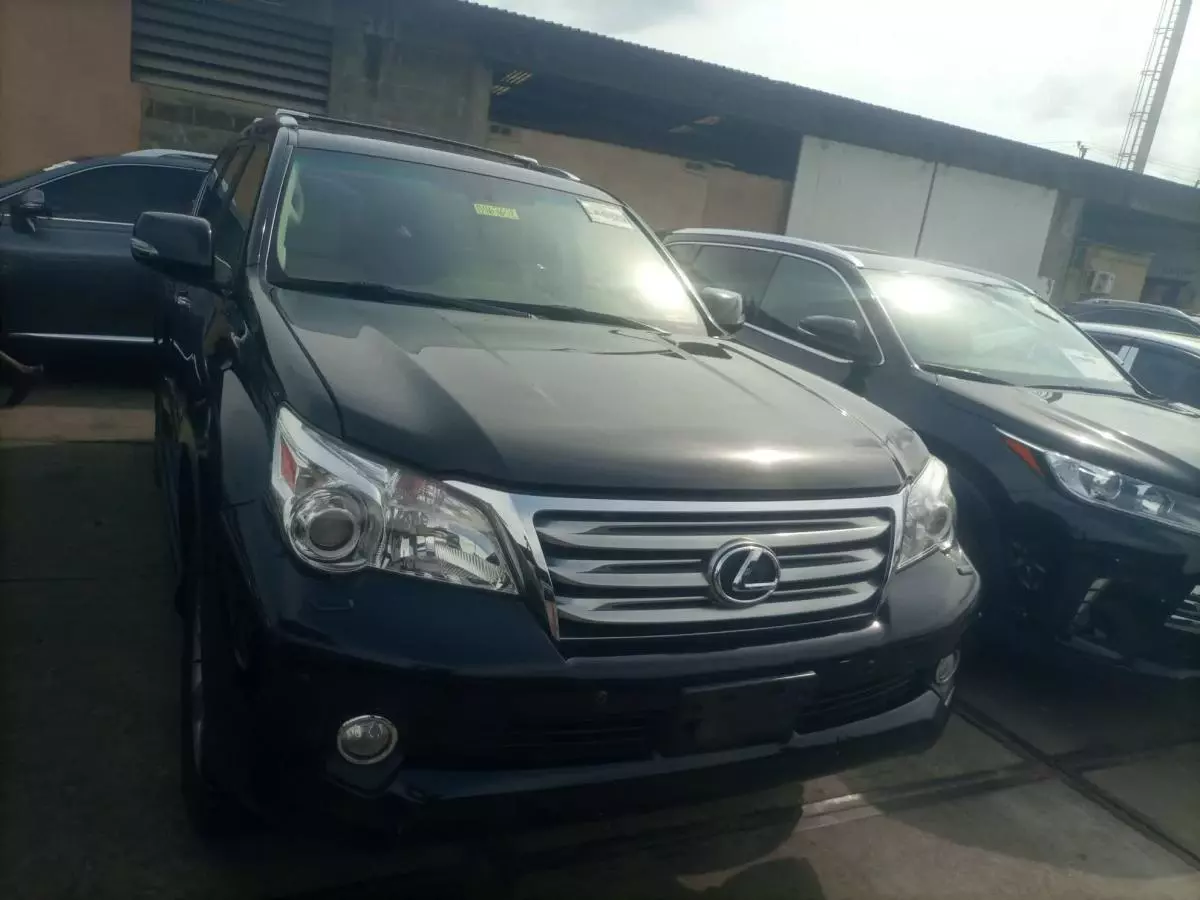 Lexus GX 460   - 2011