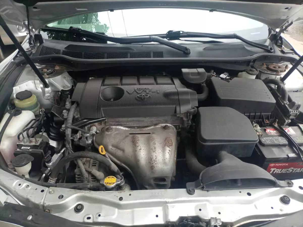 Toyota Camry - 2009