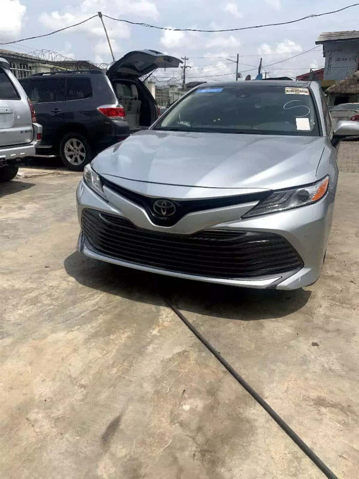 Toyota Camry   - 2018