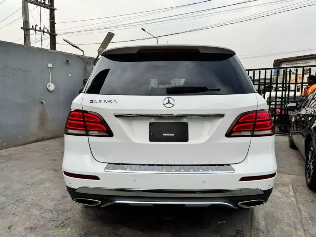 Mercedes-Benz GLE 350   - 2016