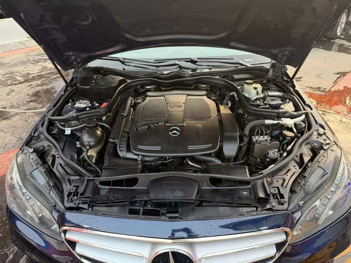 Mercedes-Benz E 350   - 2014