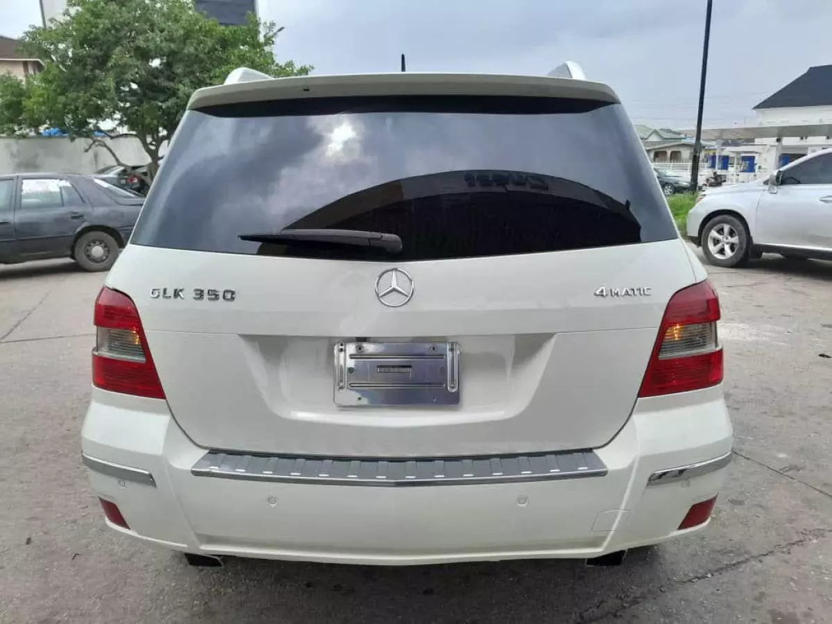 Mercedes-Benz GLK 350   - 2010