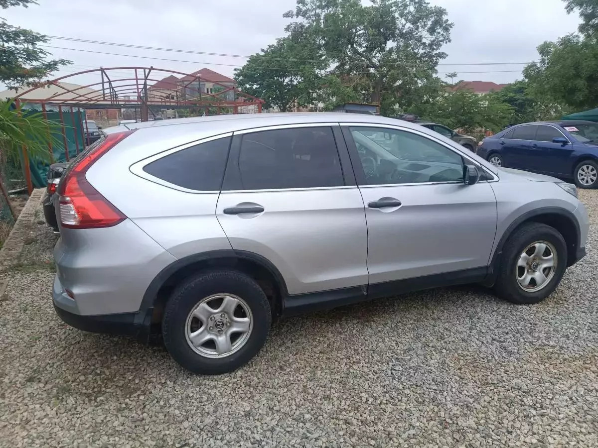 Honda CR-V   - 2015