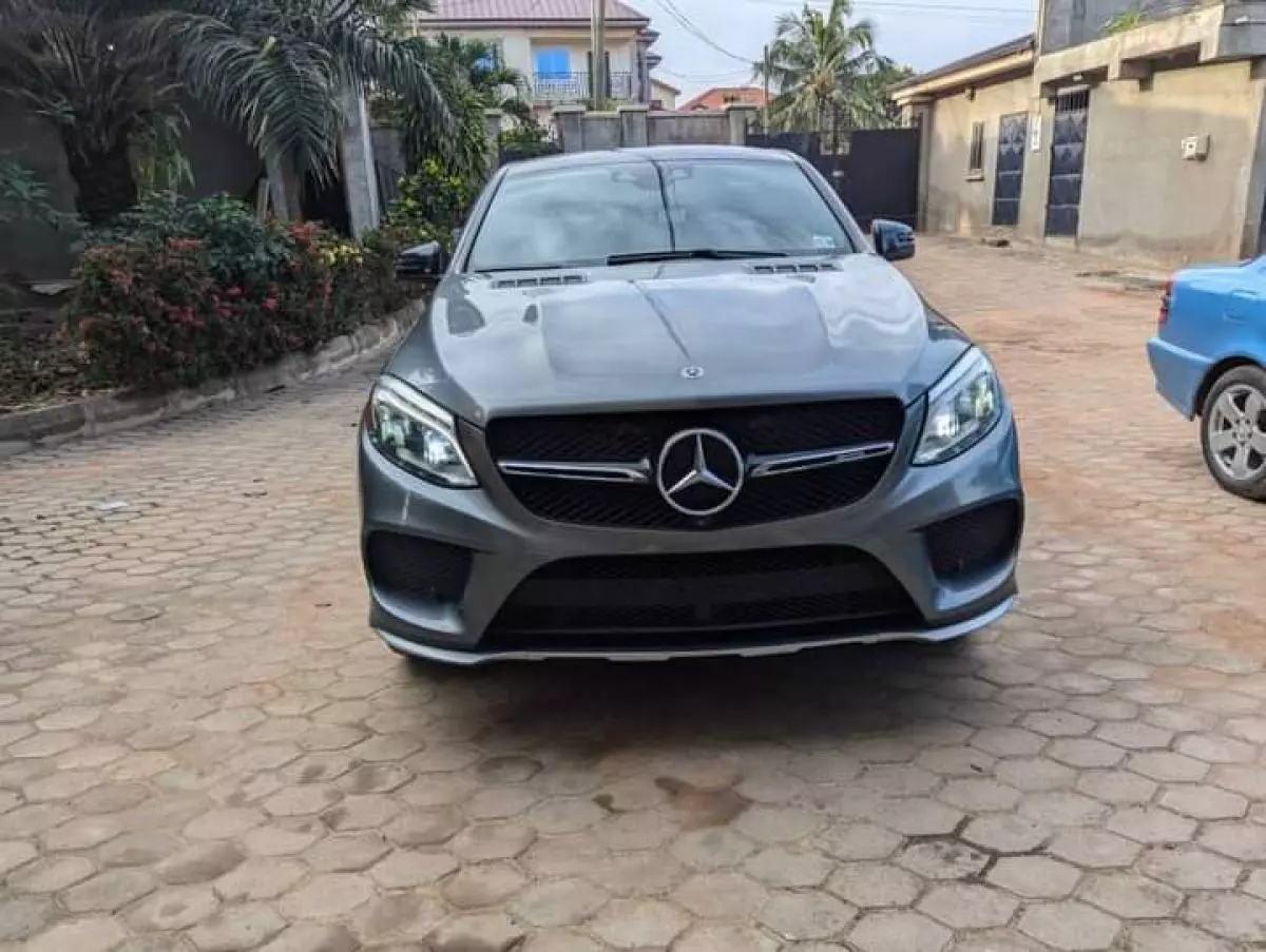 Mercedes-Benz GLE 43 AMG   - 2018