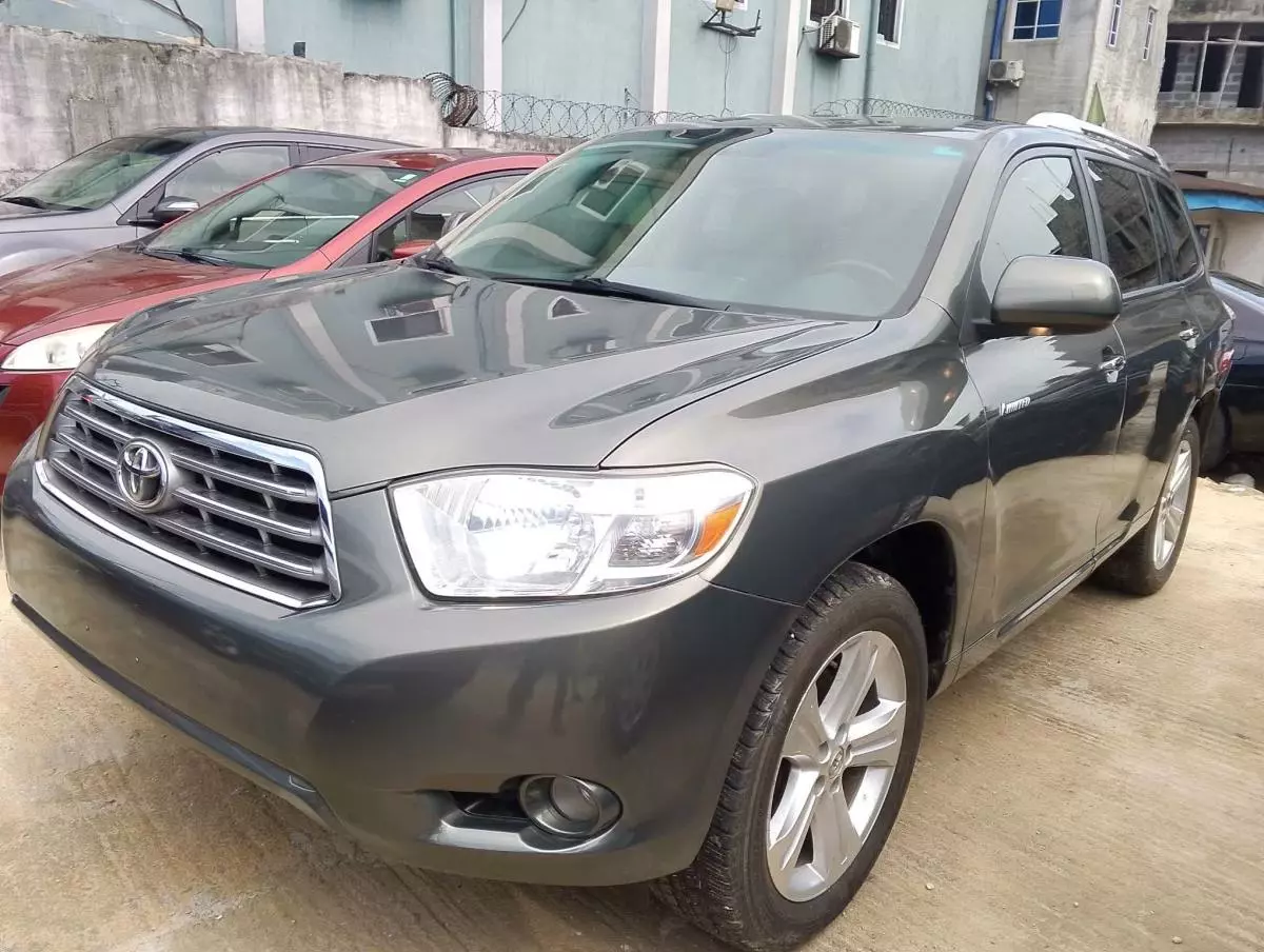 Toyota Highlander   - 2008