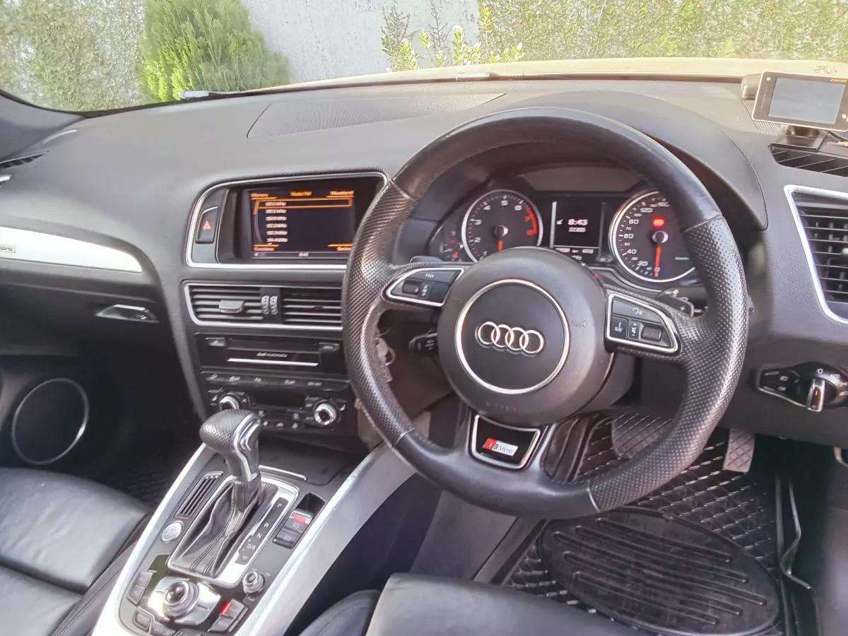 Audi Q5   - 2014