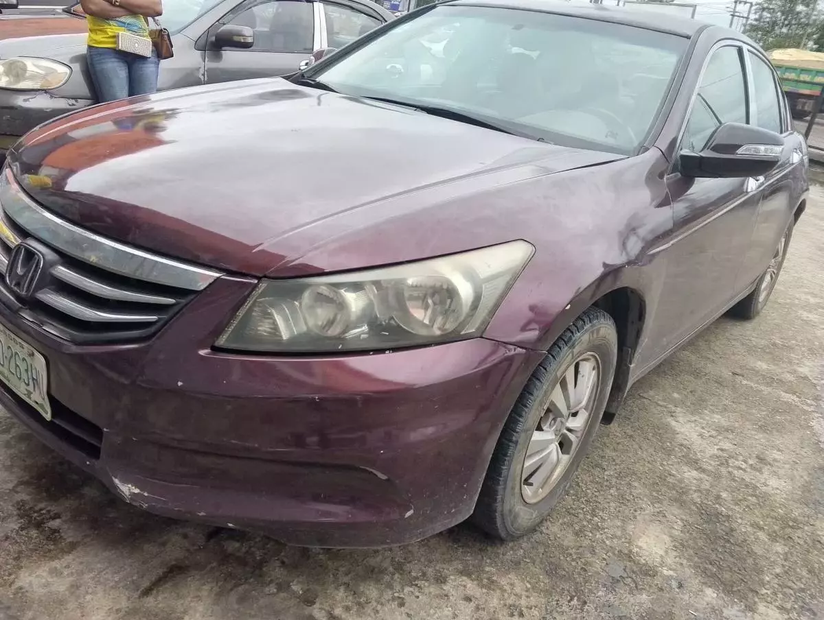 Honda Accord   - 2009