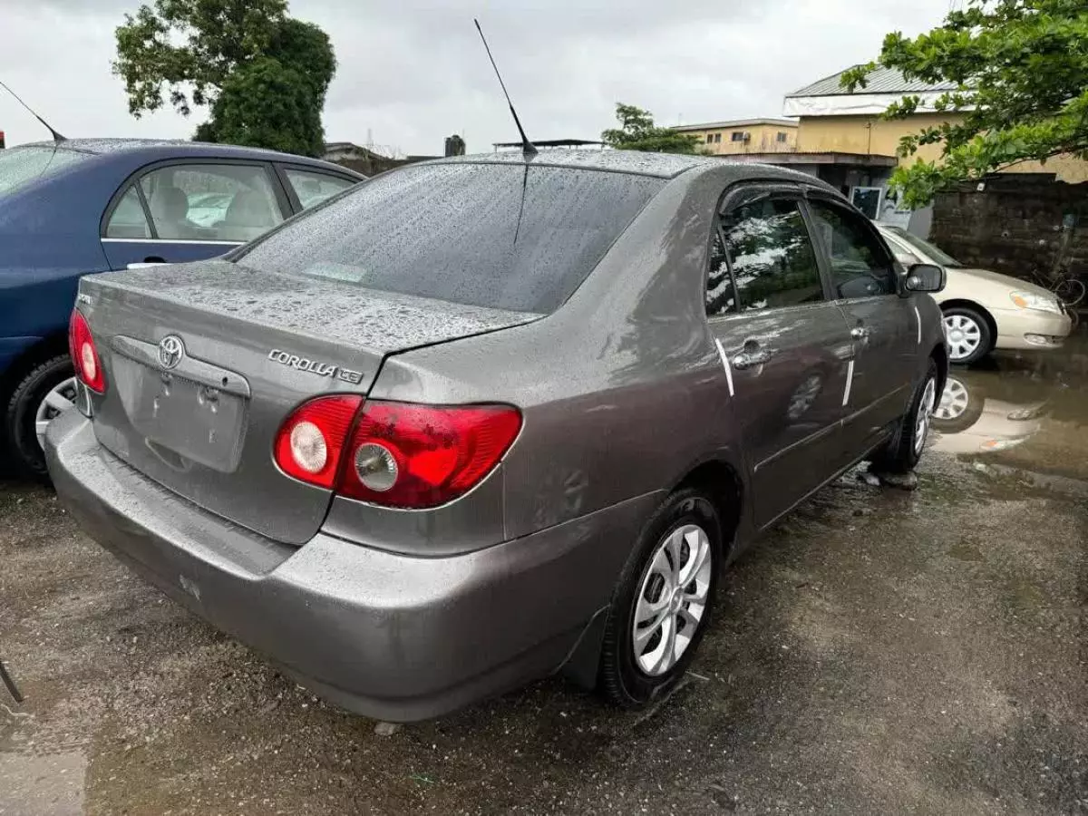 Toyota Corolla   - 2006