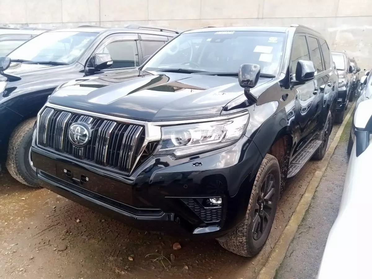 Toyota Landcruiser Prado   - 2016