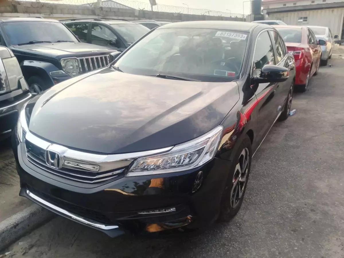 Honda Accord   - 2013