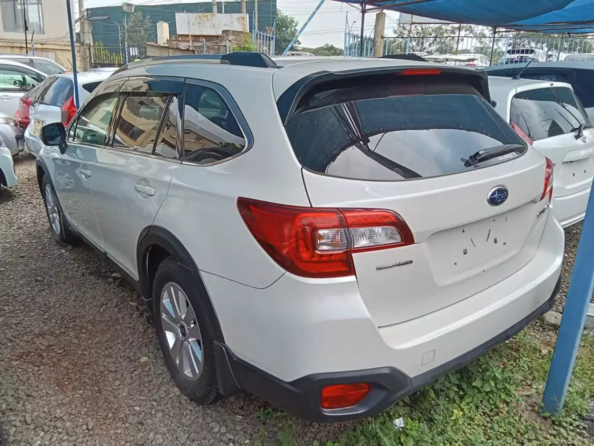 Subaru Forester   - 2015