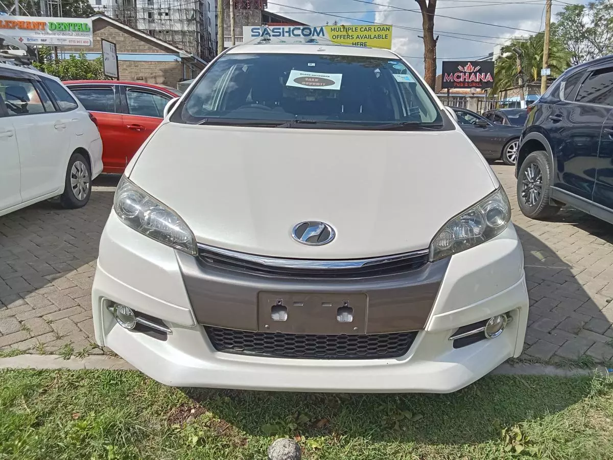 Toyota Wish   - 2016