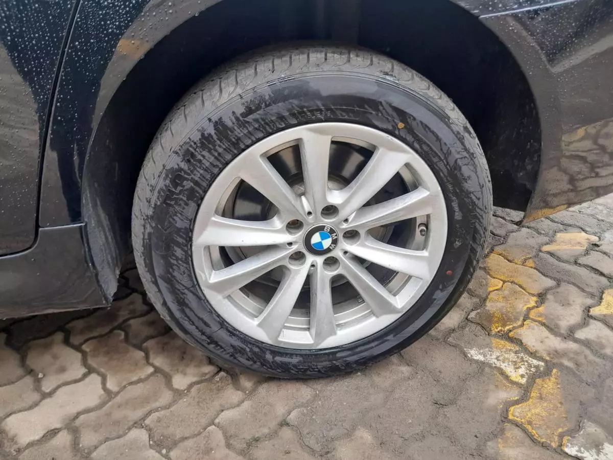 BMW 520i   - 2013