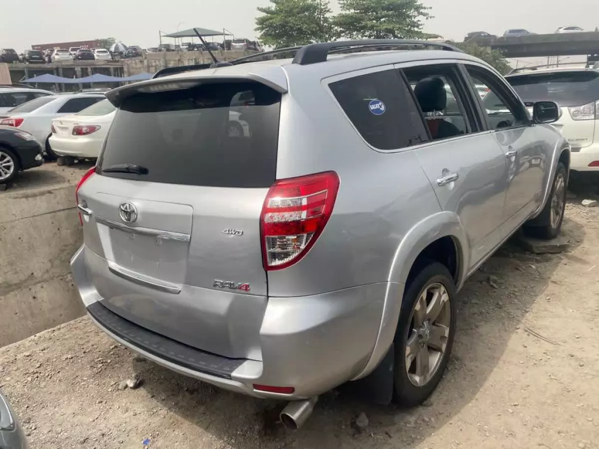 Toyota RAV 4 - 2008