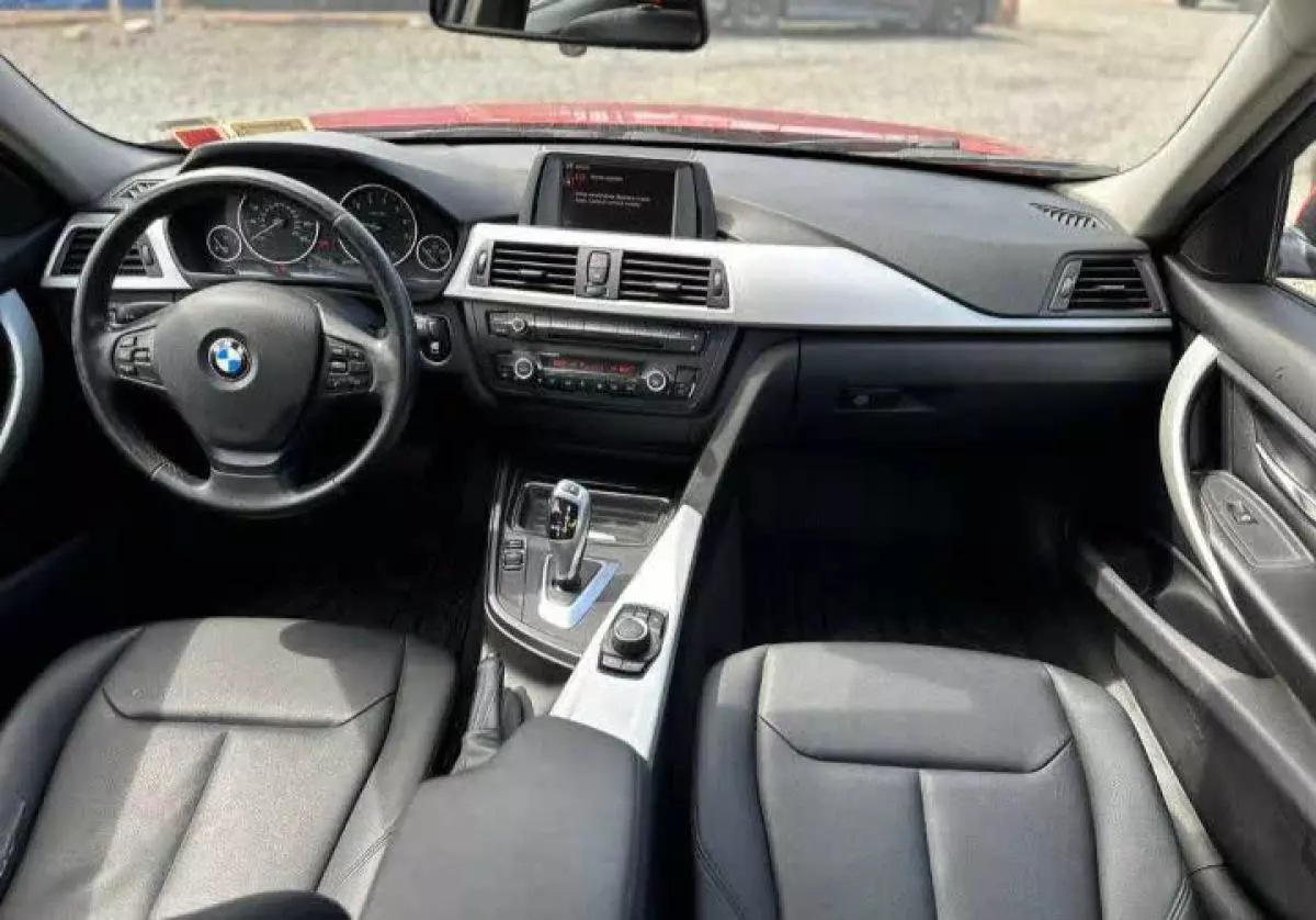 BMW 328i   - 2014