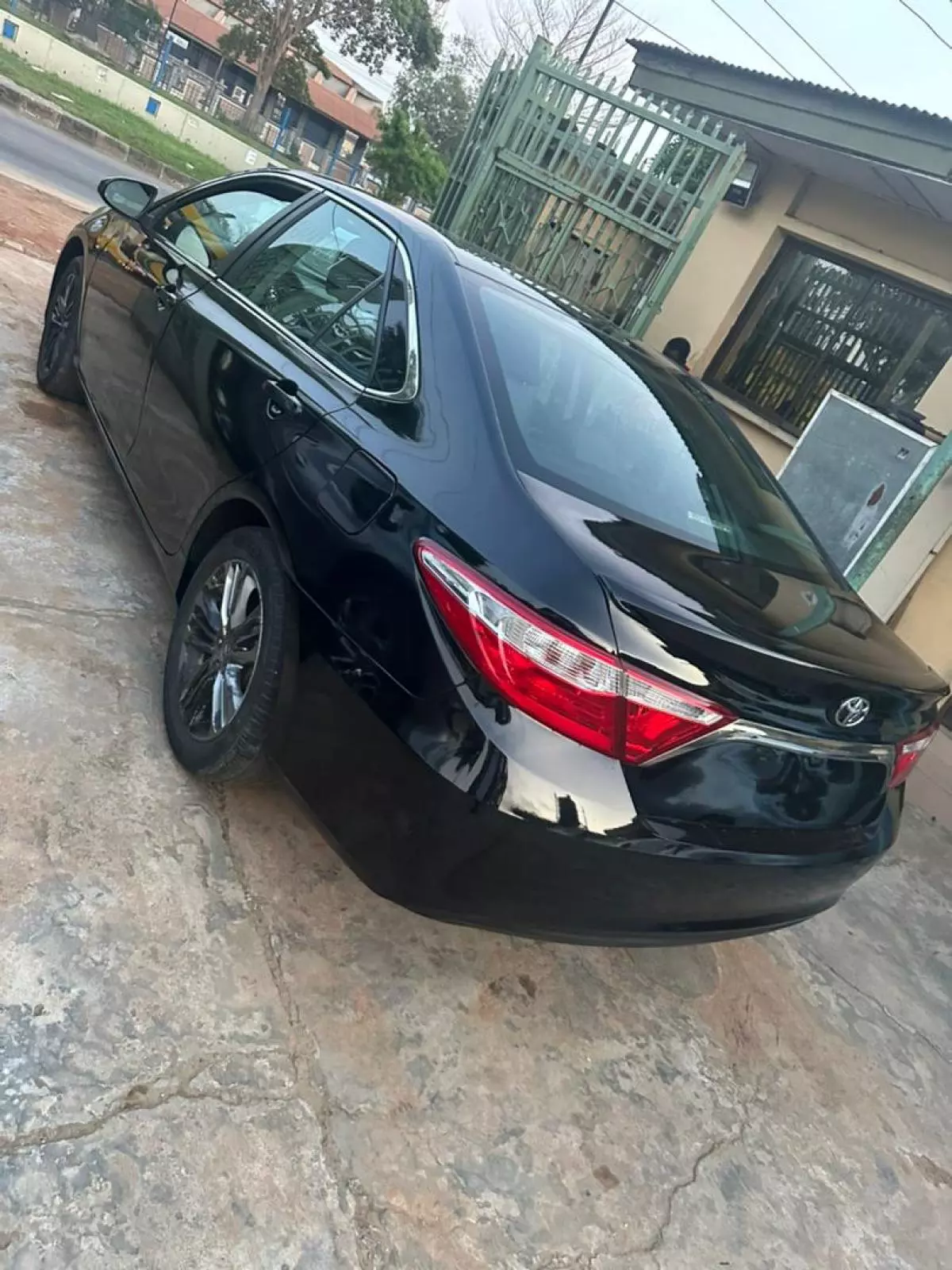 Toyota Camry   - 2015