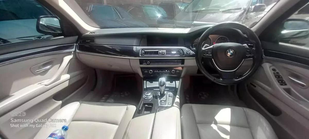 BMW 520i   - 2013