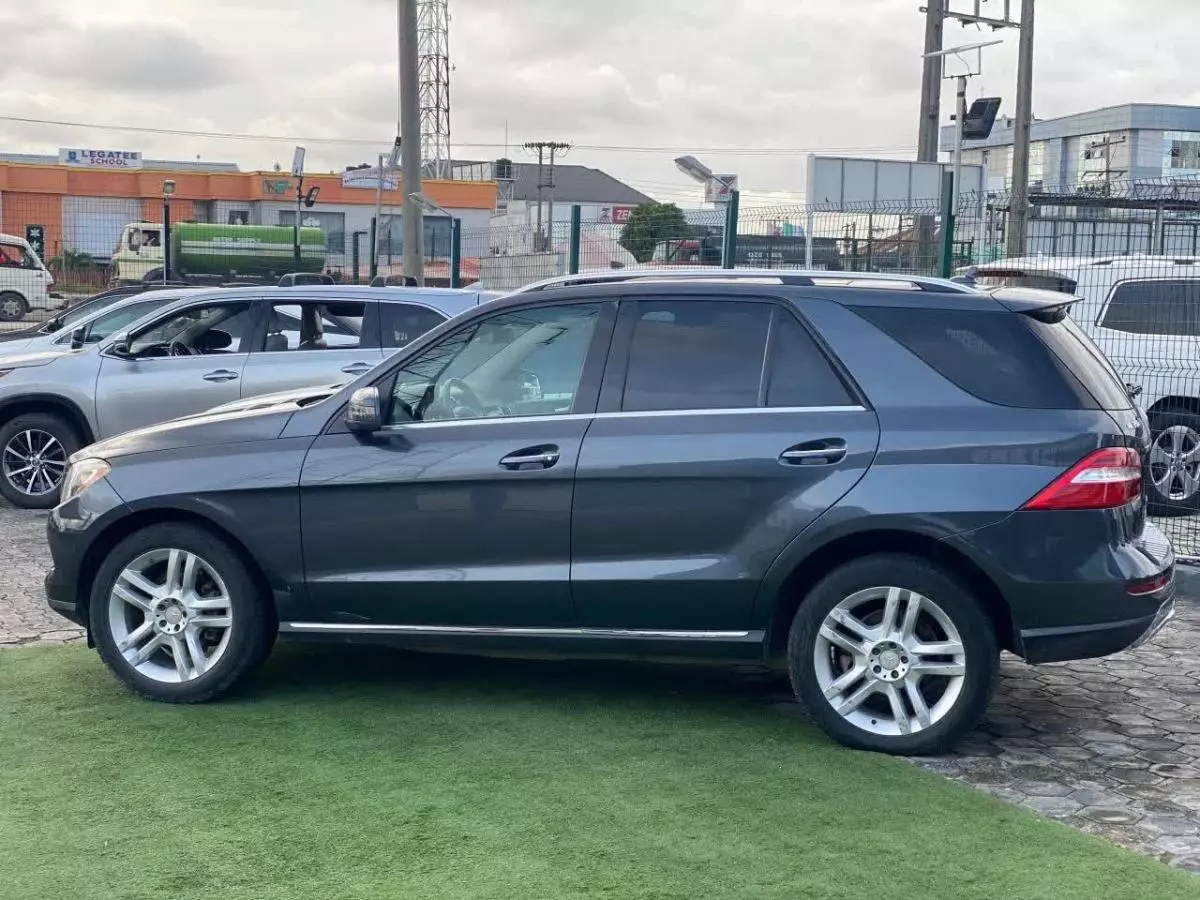 Mercedes-Benz ML 350   - 2013