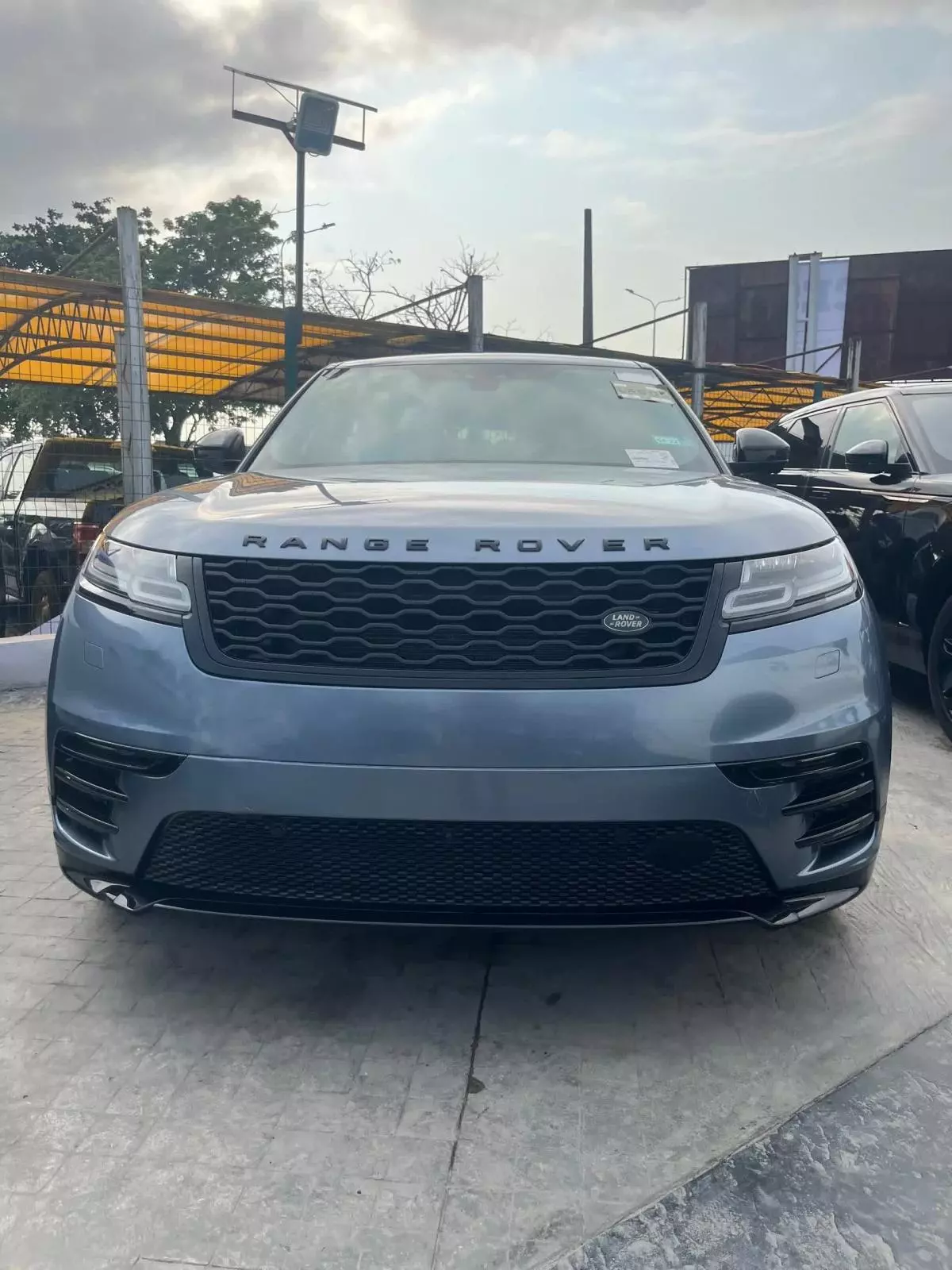 Land Rover Range Rover Velar   - 2018