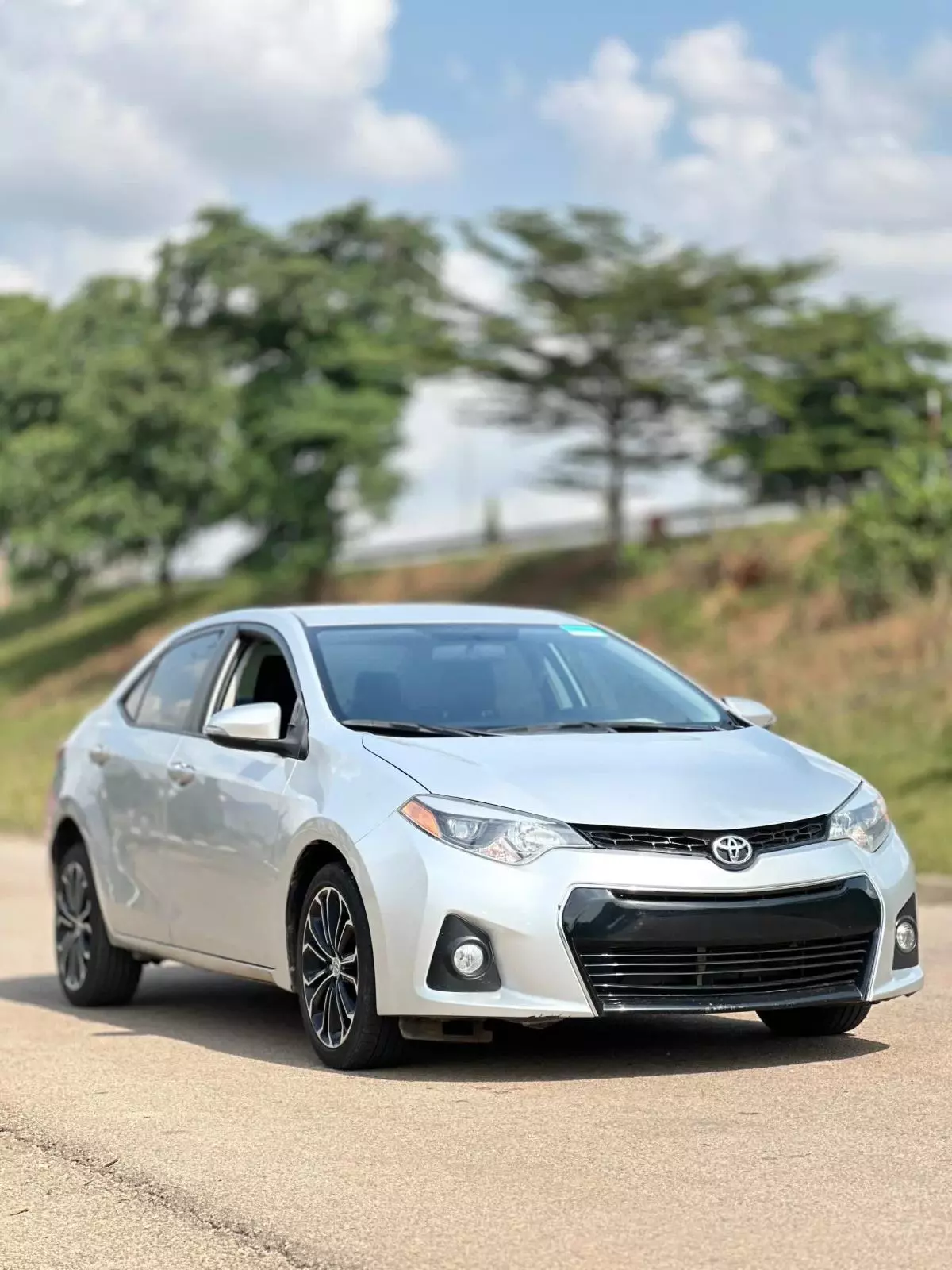 Toyota Corolla   - 2015