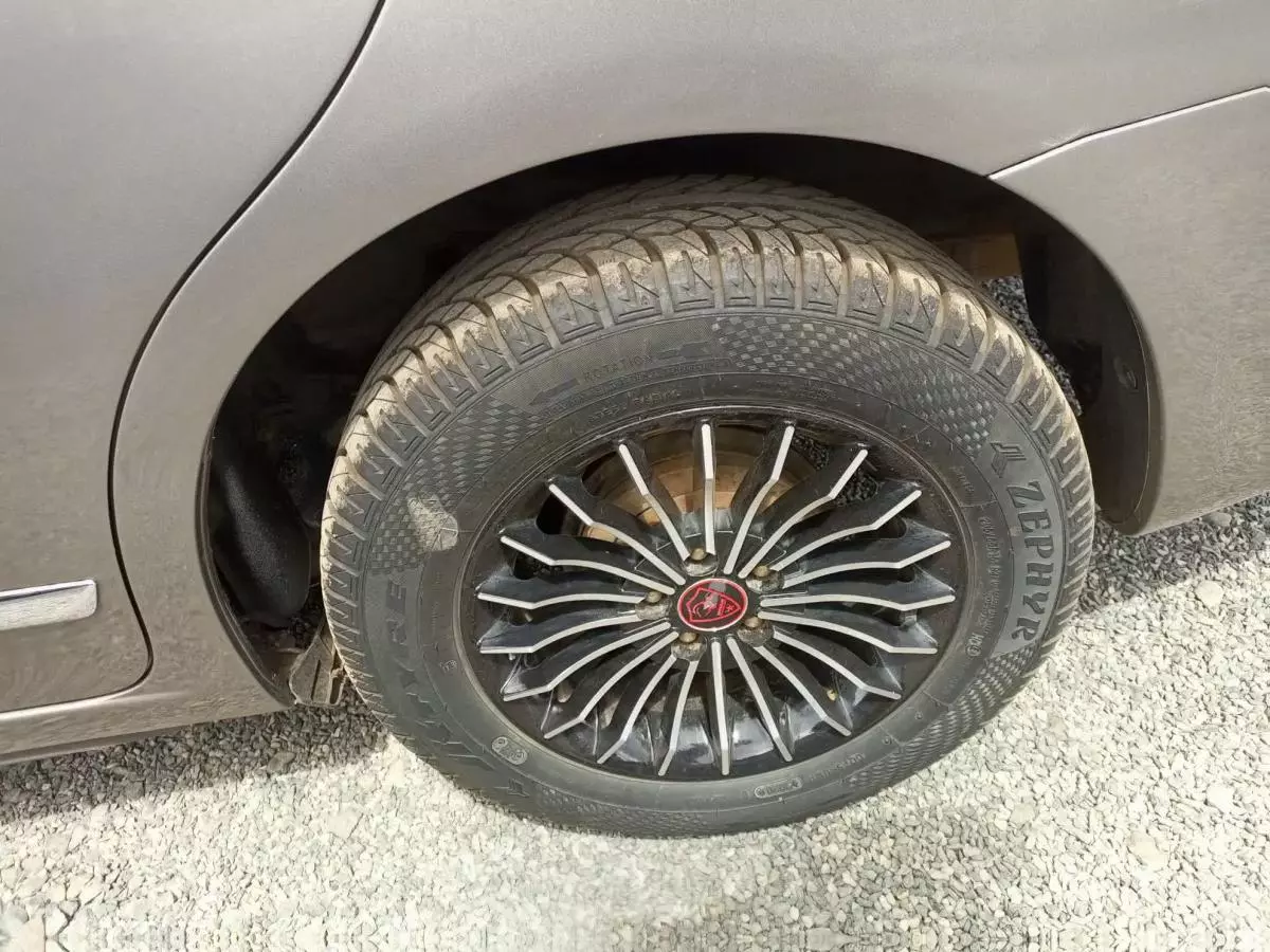Toyota Premio  - 2011