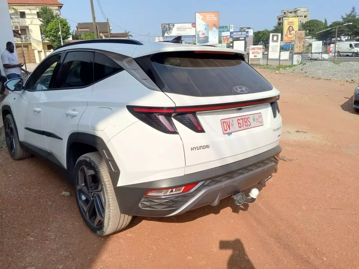 Hyundai Tucson   - 2021