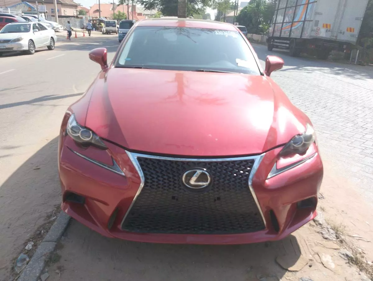 Lexus IS 250   - 2015