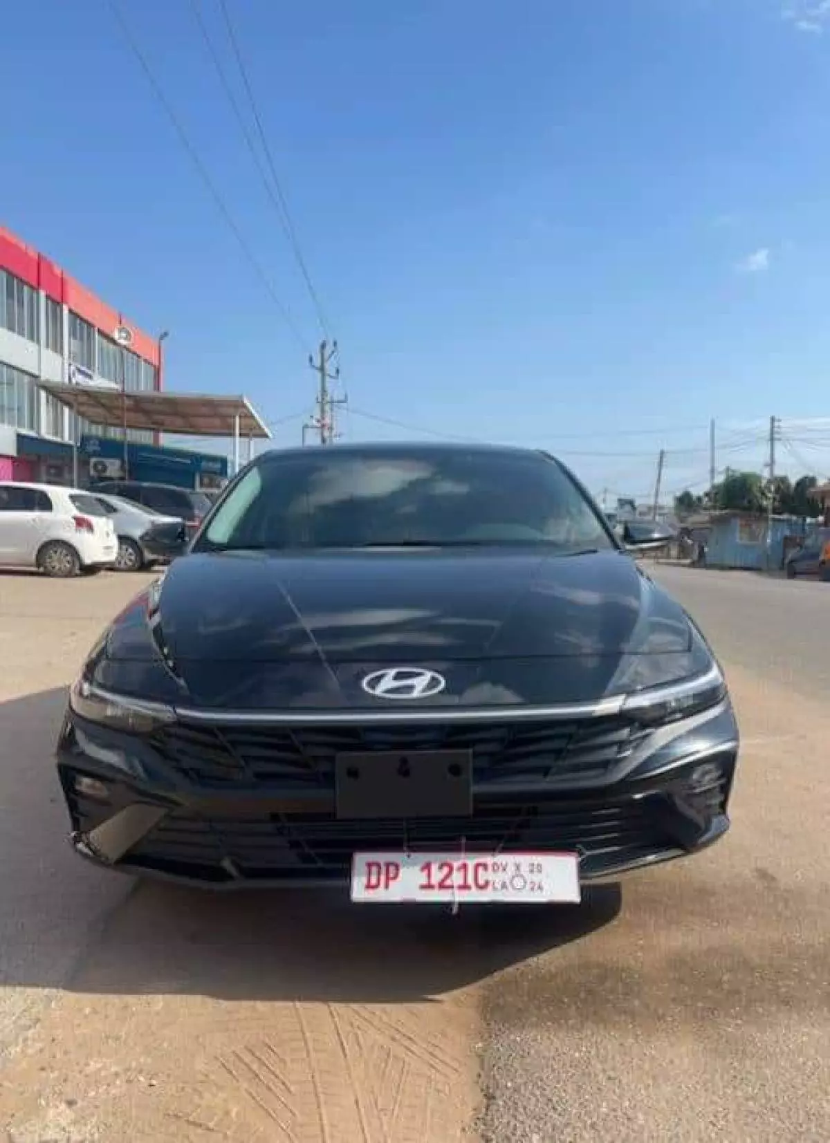 Hyundai Elantra   - 2024