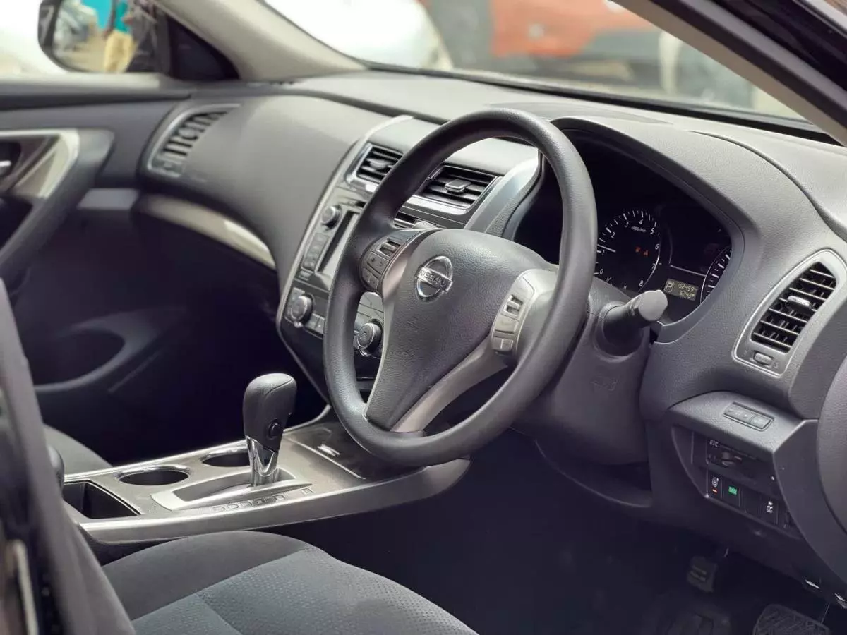 Nissan Teana - 2015